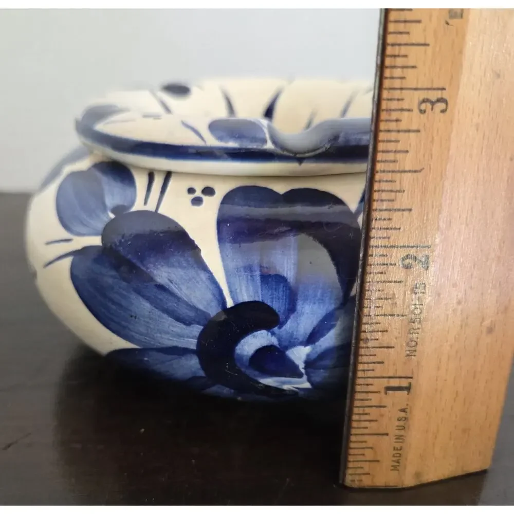 Vintage Mexican Pottery Covered Ashtray Blue White Floral Hecho En Mexico 8